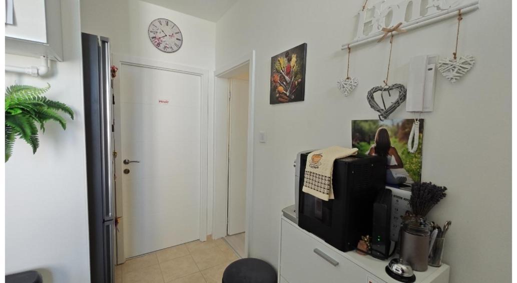 Derkovits Appartman Szombathely Ngoại thất bức ảnh