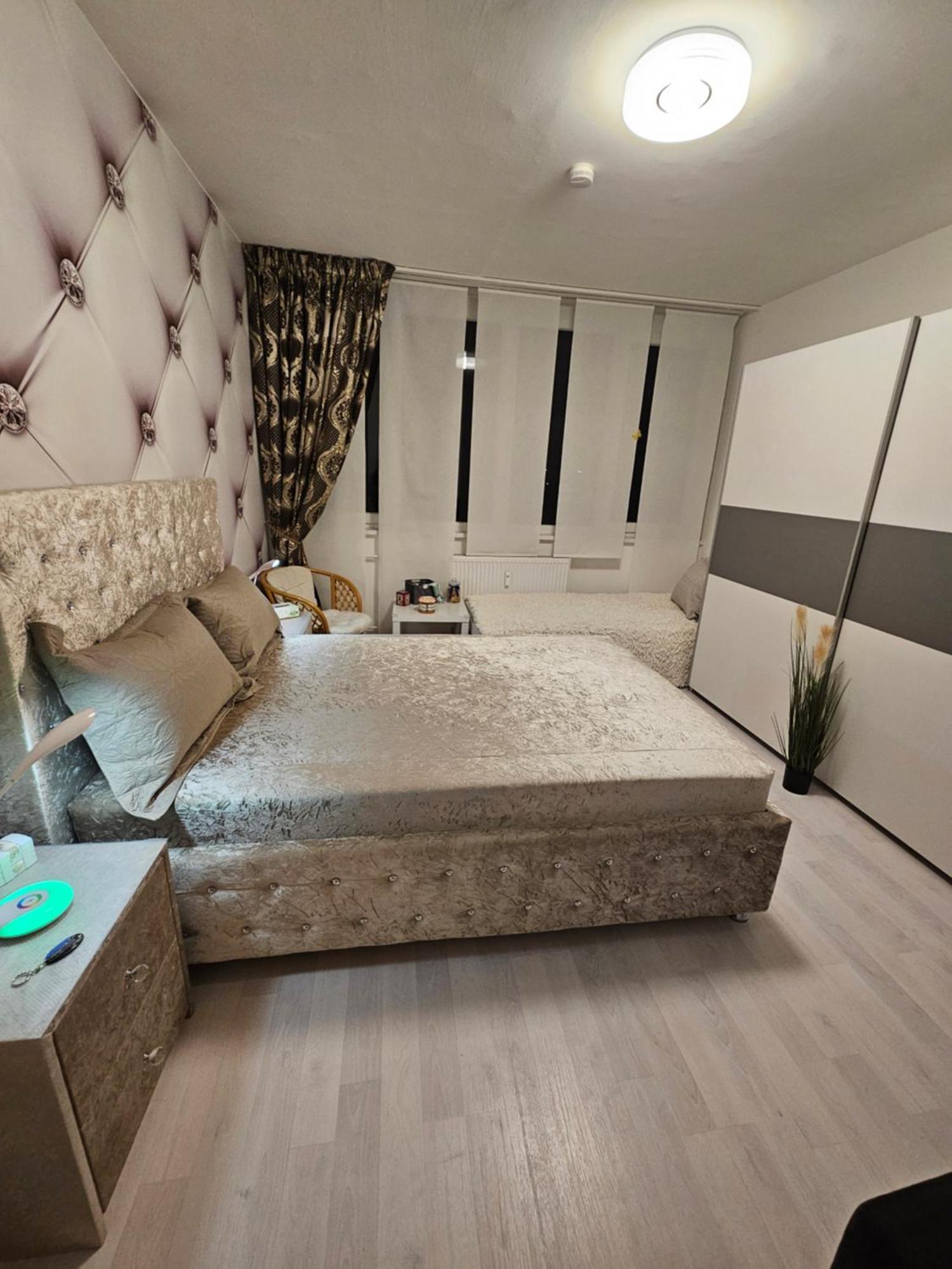 Derkovits Appartman Szombathely Ngoại thất bức ảnh